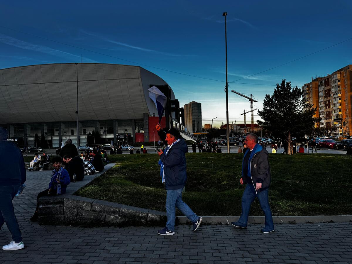 Universitatea Craiova - FCSB, înainte de meci/ Foto: GOLAZO.ro.jpeg