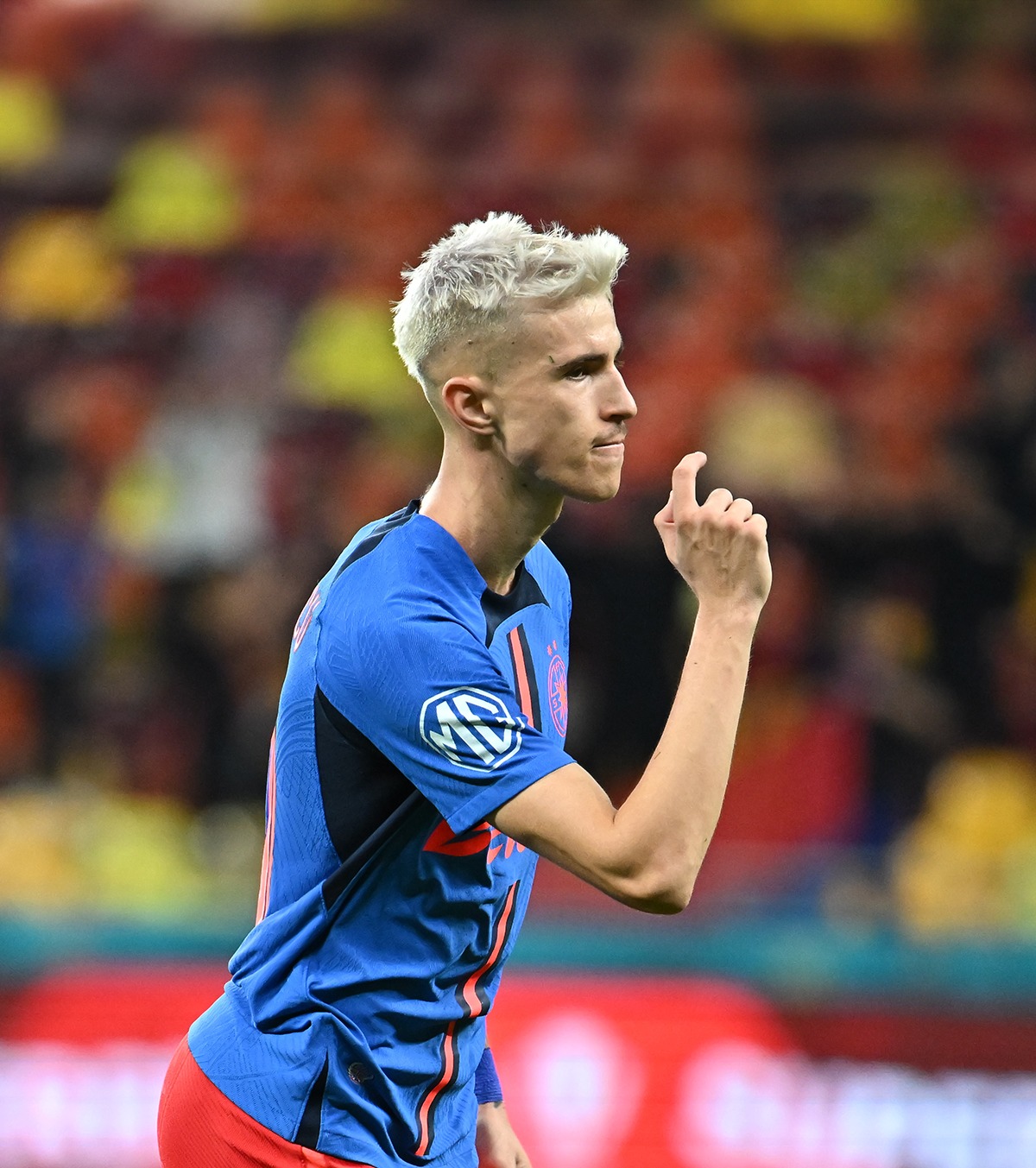 Tavi Popescu revine Fotbalistul, titular la FCSB după  155 de zile  + Alte nume importante, pe banca de rezerve
