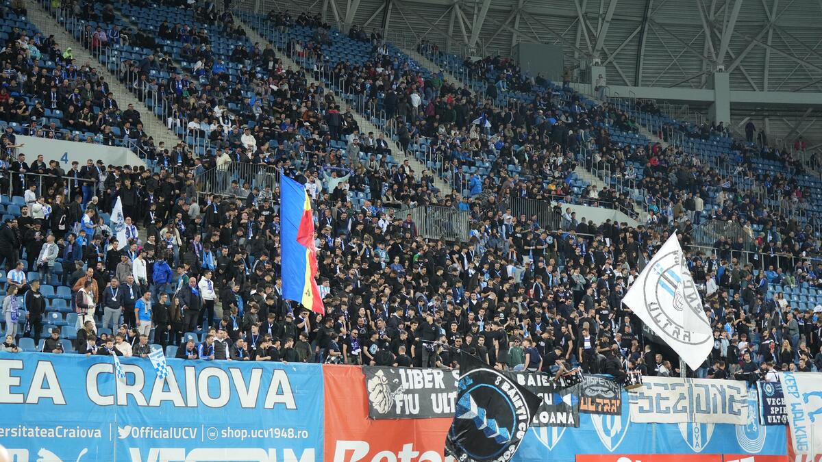Universitatea Craiova - FCSB, înainte de meci/ Foto: GOLAZO.ro.jpeg