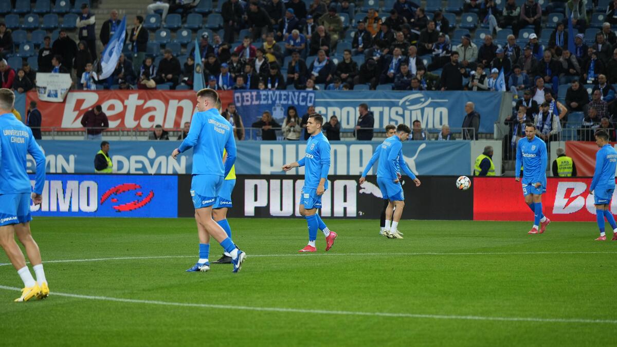 Universitatea Craiova - FCSB, înainte de meci/ Foto: GOLAZO.ro.jpeg