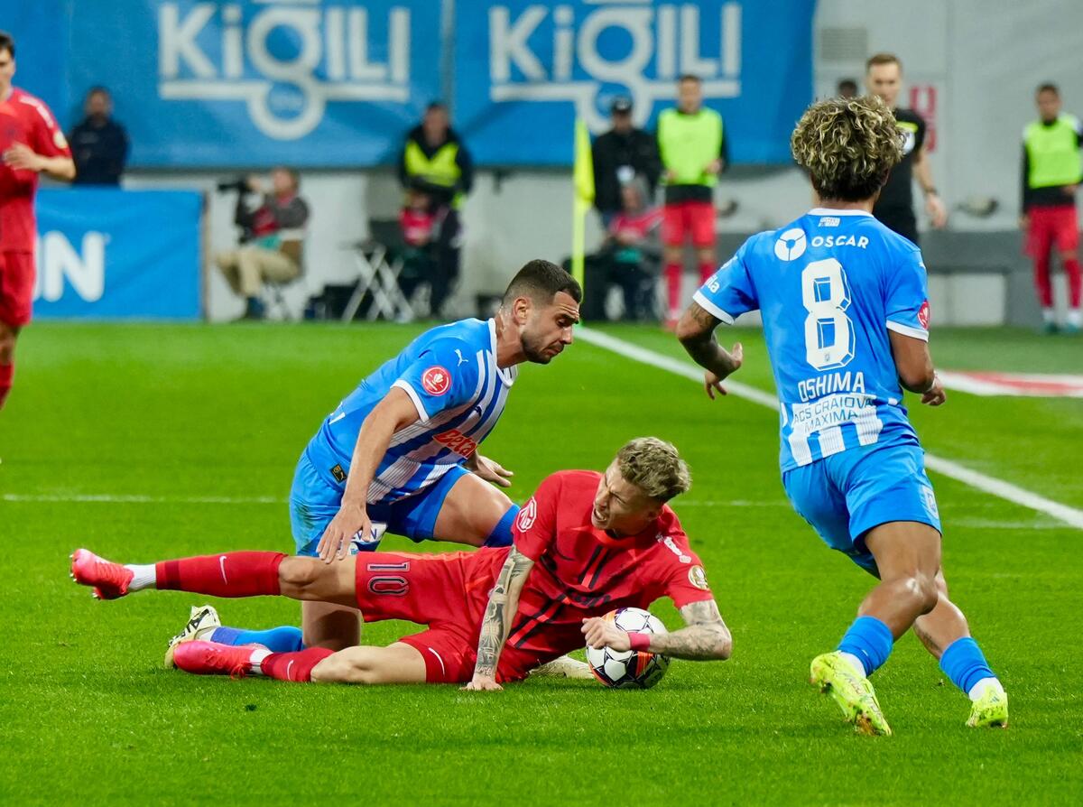 Universitatea Craiova - FCSB, meci/ Foto: Iosif Popescu - GOLAZO.ro.jpeg