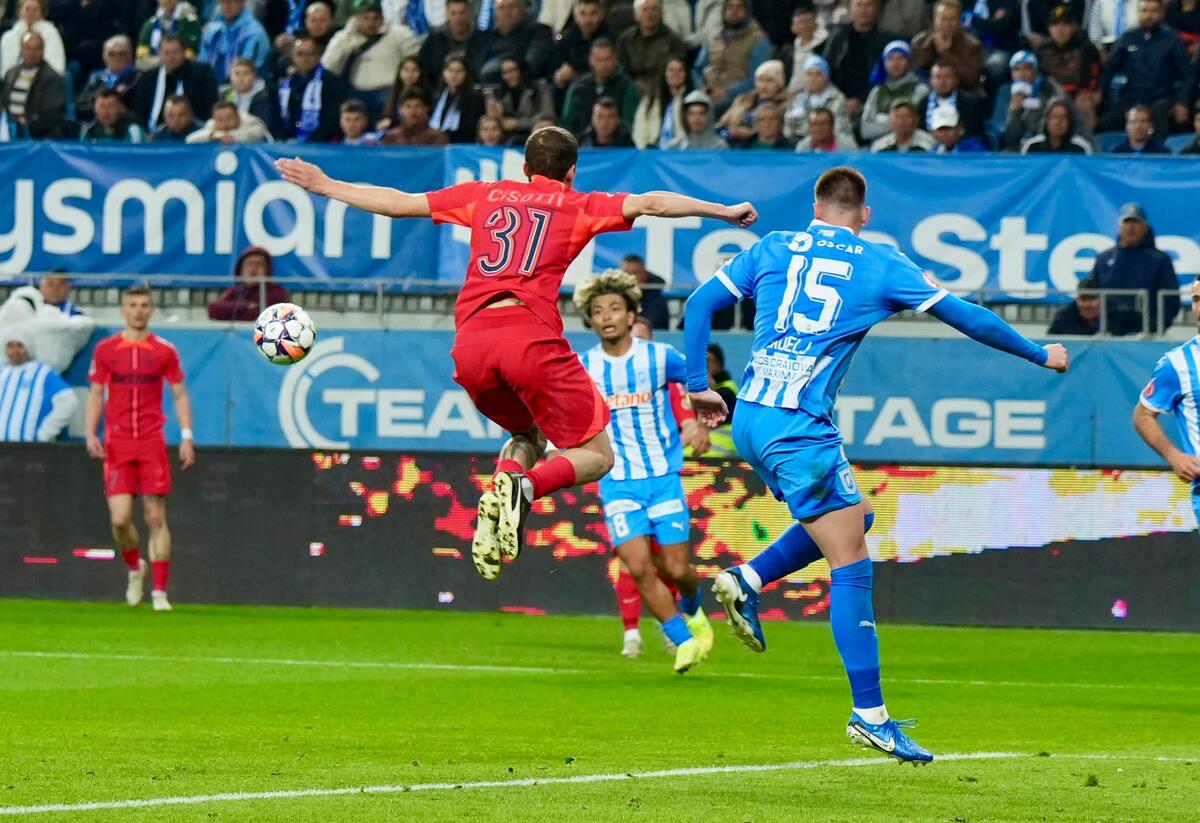 Universitatea Craiova - FCSB, meci/ Foto: Iosif Popescu - GOLAZO.ro.jpeg