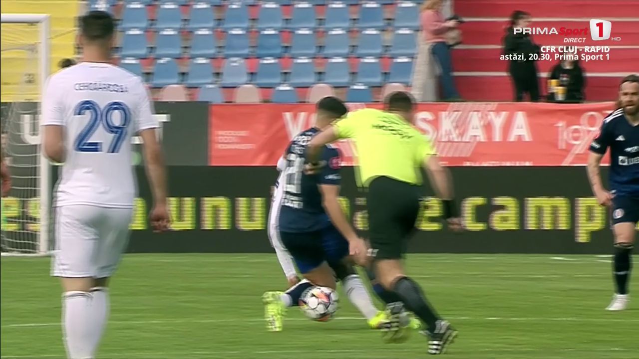 Botoșani - Oțelul, eliminare Aldair. Capturi Prima Sport (4).jpg
