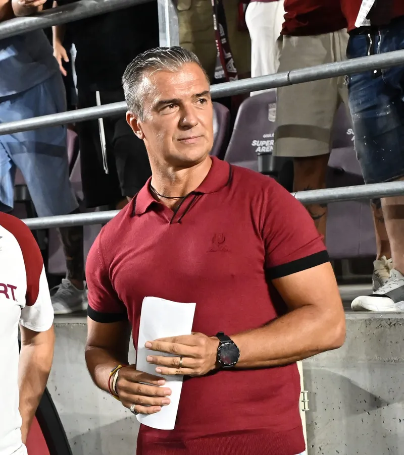 Pancu se ia de starul lui CFR Selecționerul U21, despre  Louis Munteanu : „N-a mai marcat niciun gol de când a vorbit toată România de el”