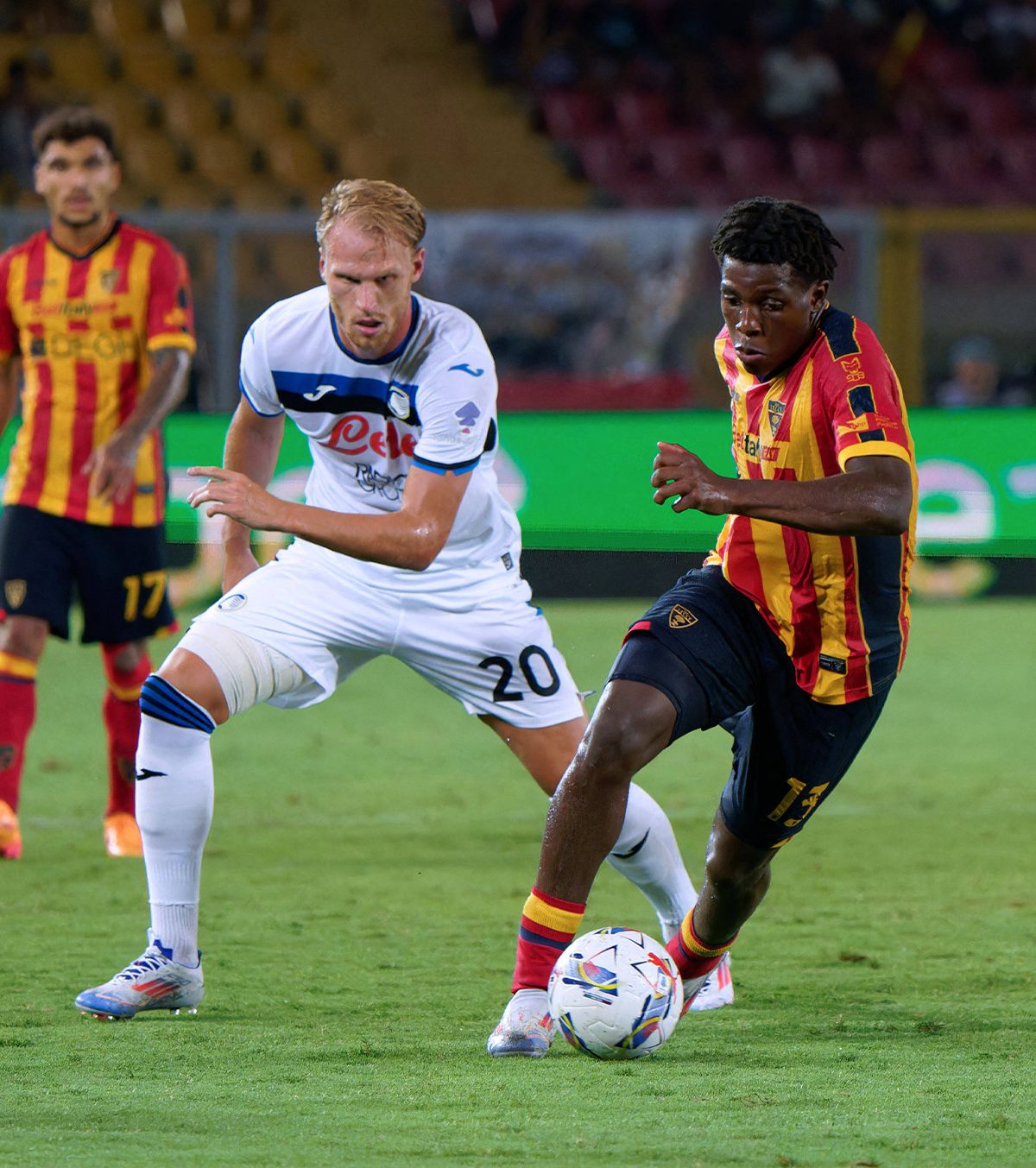 Tragedie în Serie A  Un angajat al clubului Lecce   a murit  în cantonament! Meciul cu Atalanta va fi amânat