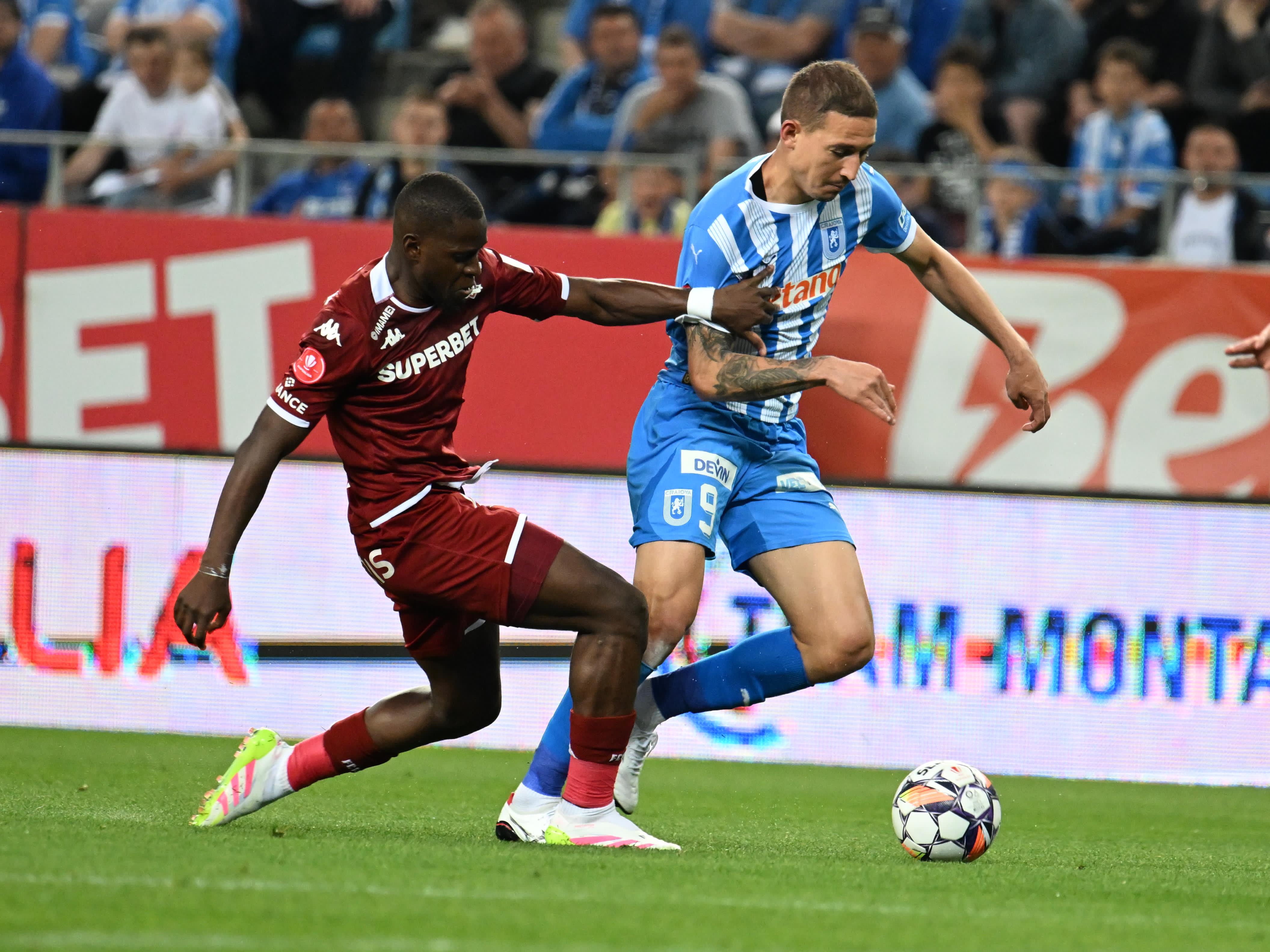 Universitatea Craiova - Rapid