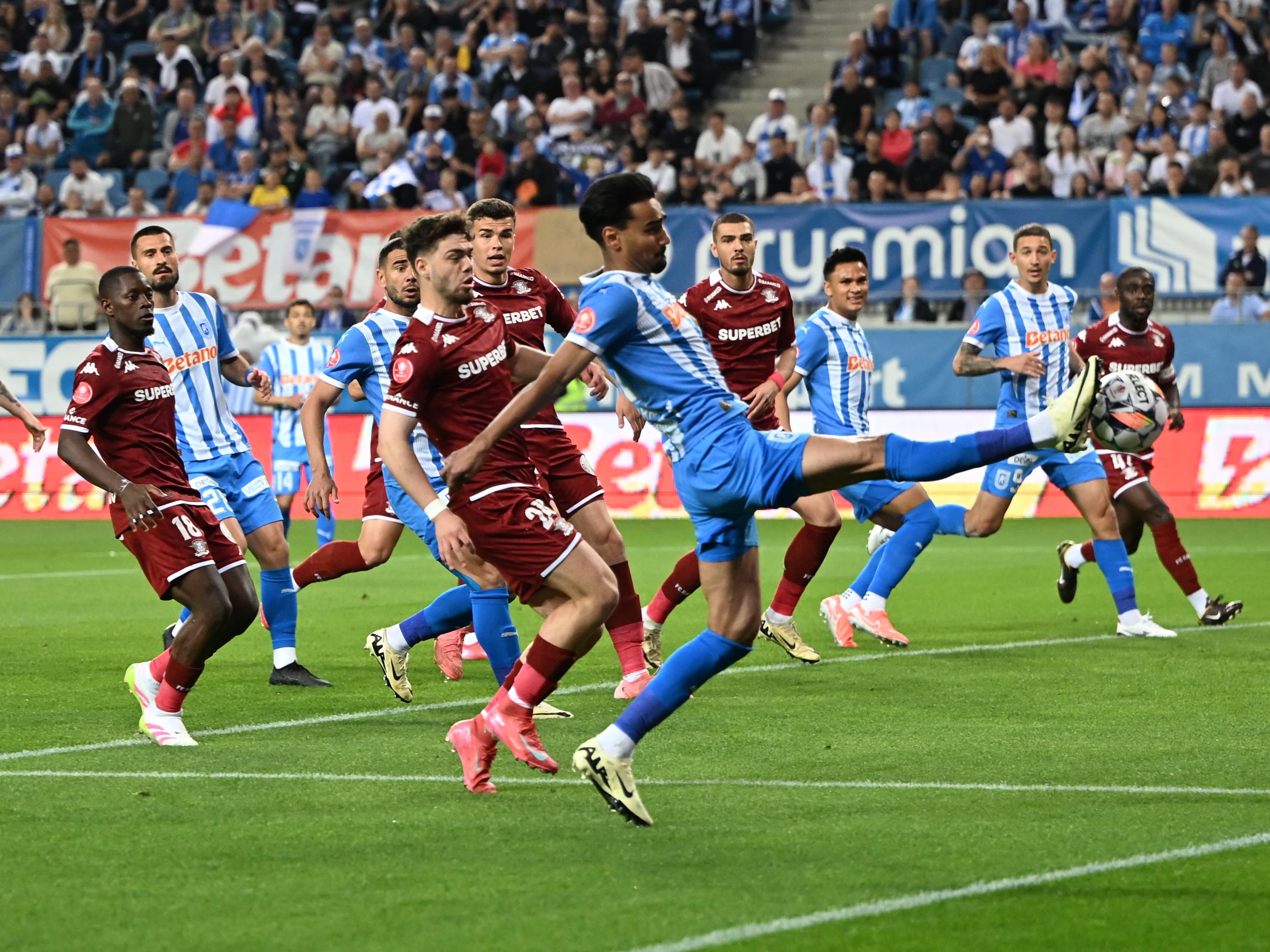 Universitatea Craiova - Rapid