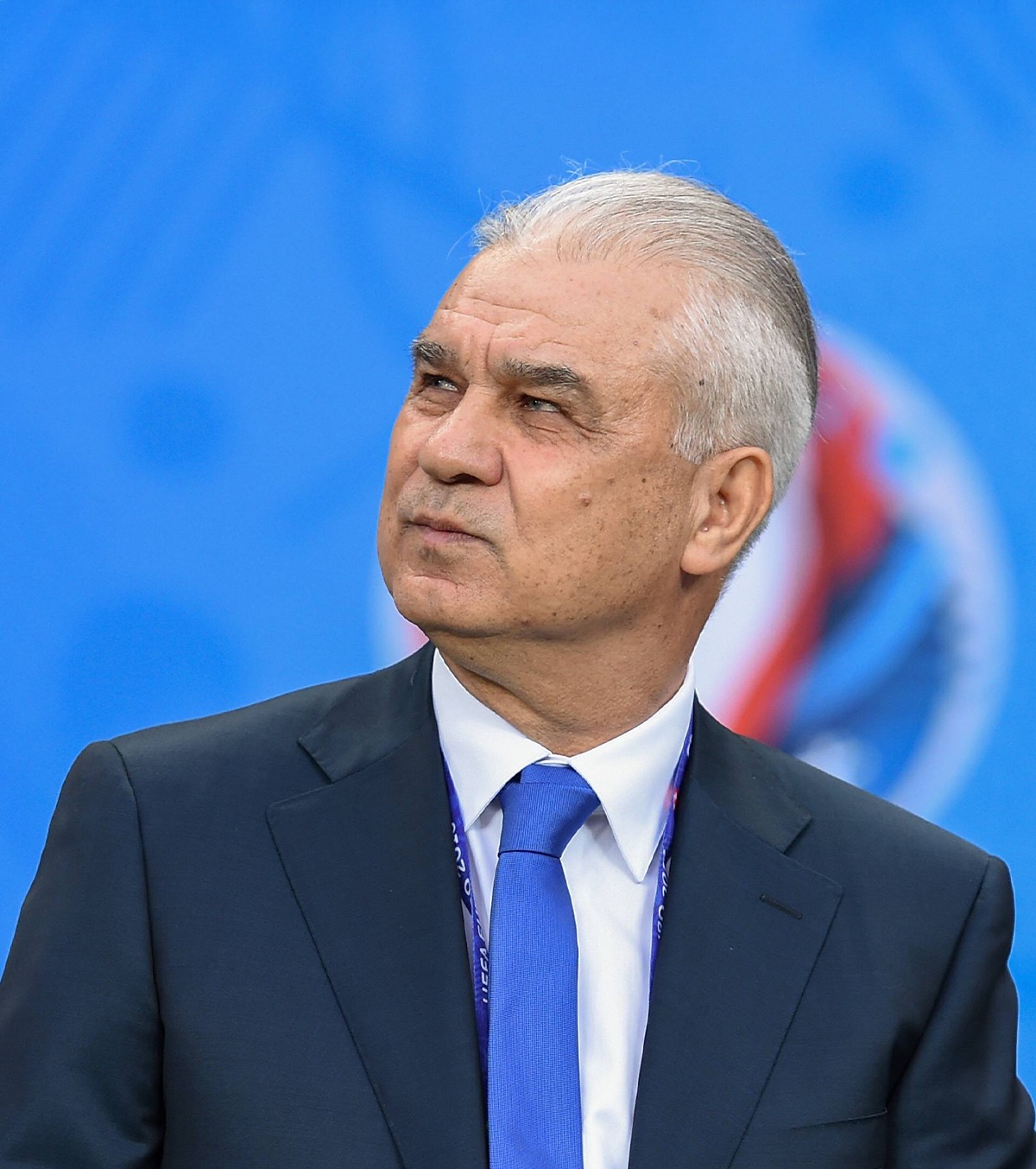 Anghel Iordănescu a împlinit 75 de ani    Mesajul lui Edi  pentru tatăl său: „O zi specială. Tu ești totul meu”