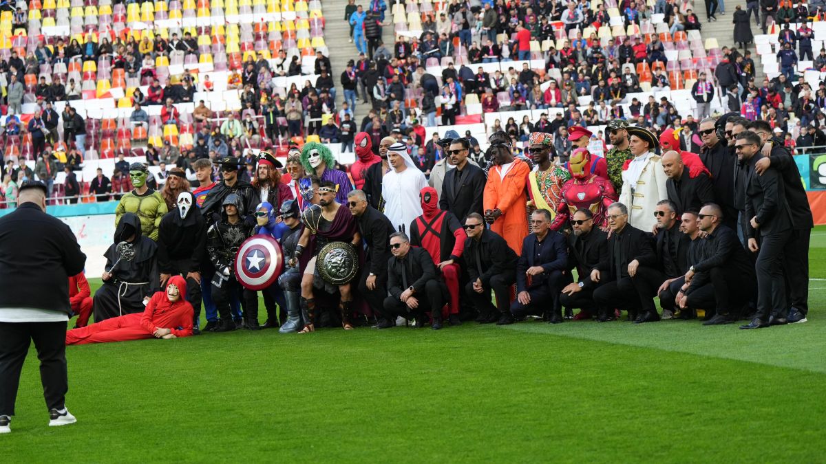 Costumatiile jucatorilor de la FCSB (12).jpg
