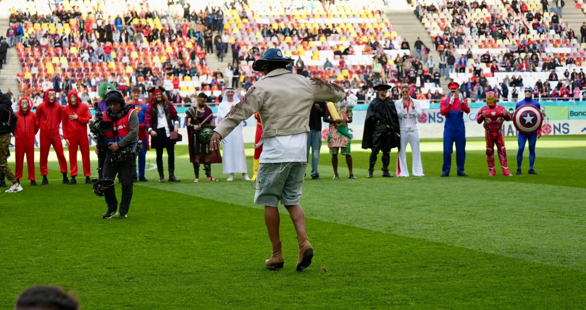 Costumatiile jucatorilor de la FCSB (41).jpg