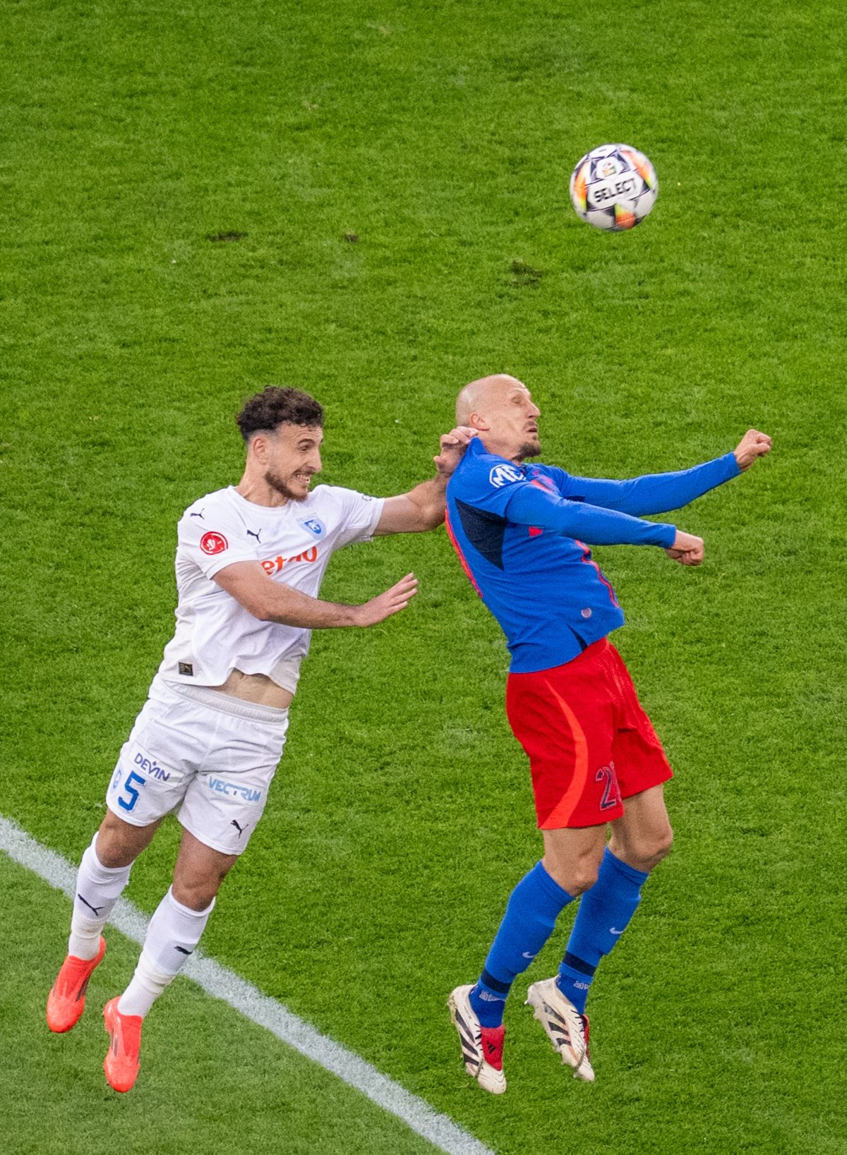 FCSB - U Craiova (2).jpg