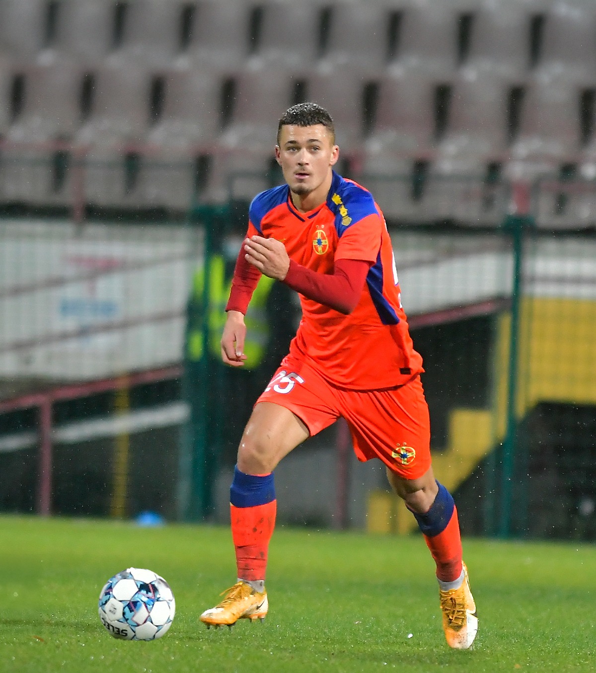 Ovidiu Perianu (foto: Sport Pictures)