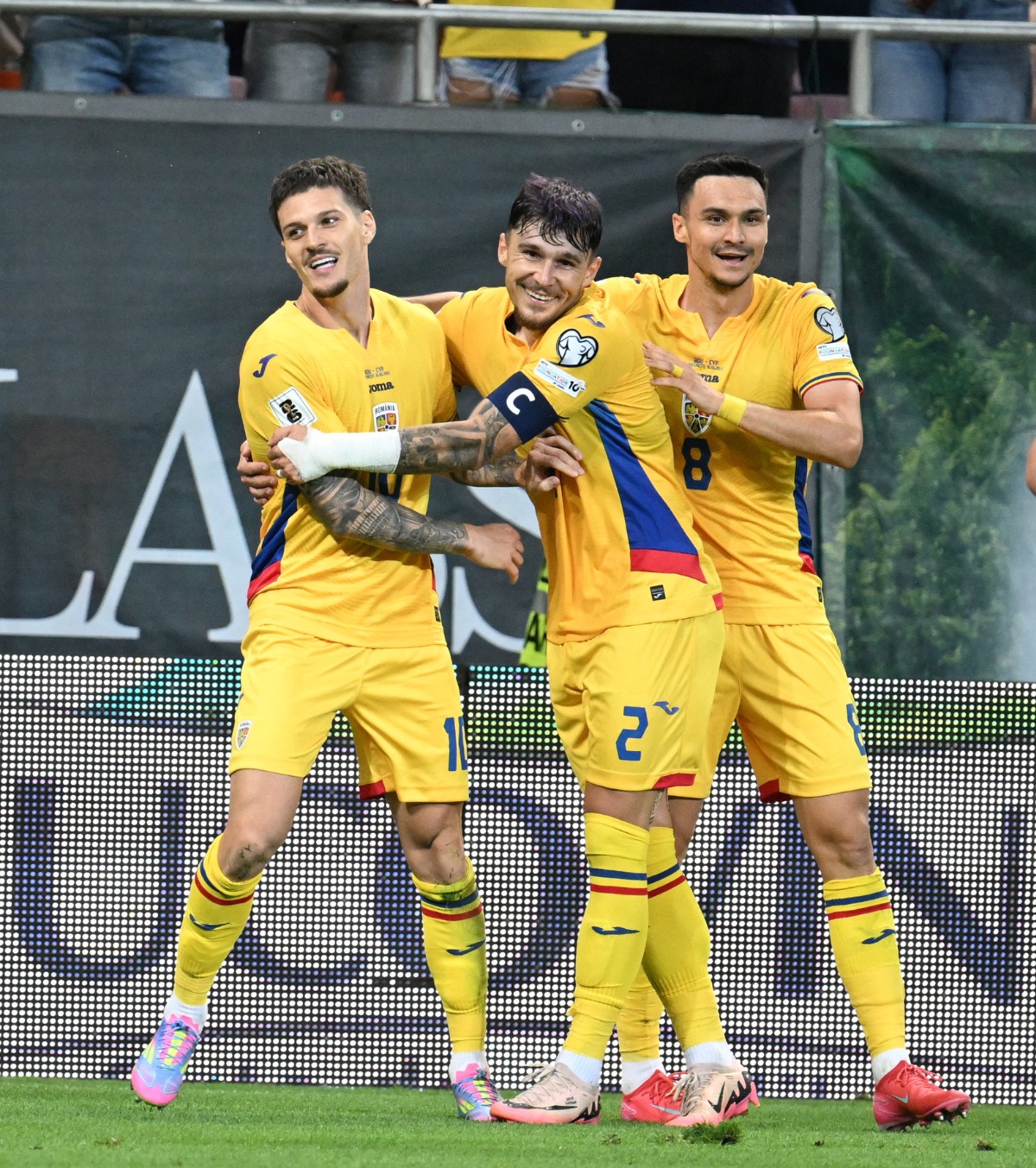 „Ne-am făcut moralul cu niște slabi”  Basarab Panduru și  Florin Gardoș nu se entuziasmează după   victoria cu Cipru