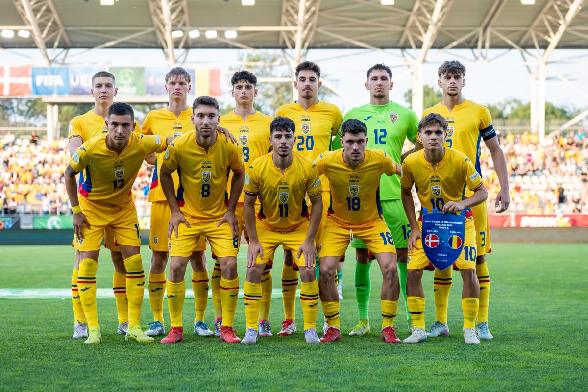 Când vorbește, stai jos și asculți”. Mircea Lucescu, discurs în