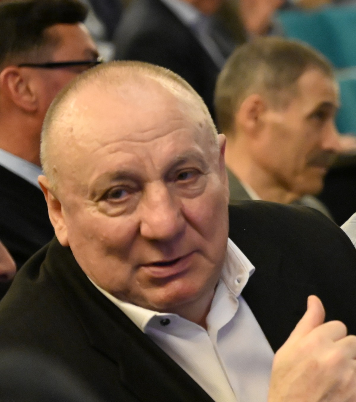 „Mă duceam la cinema ca să dorm!” Adrian Bumbescu despre sacrificiile unui jucător care a ajuns să câștige Cupa Campionilor