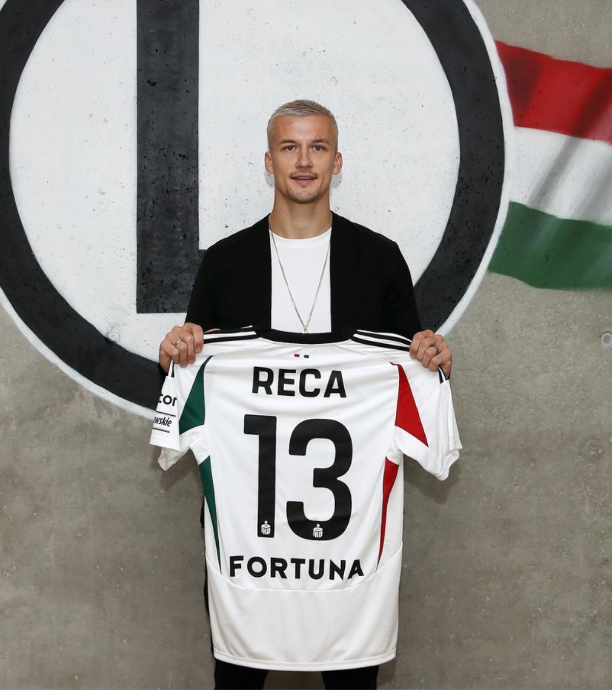Cadou pentru Iordănescu Mutare importantă făcută de Legia, după calificarea în turul 2 preliminar al Europa League 