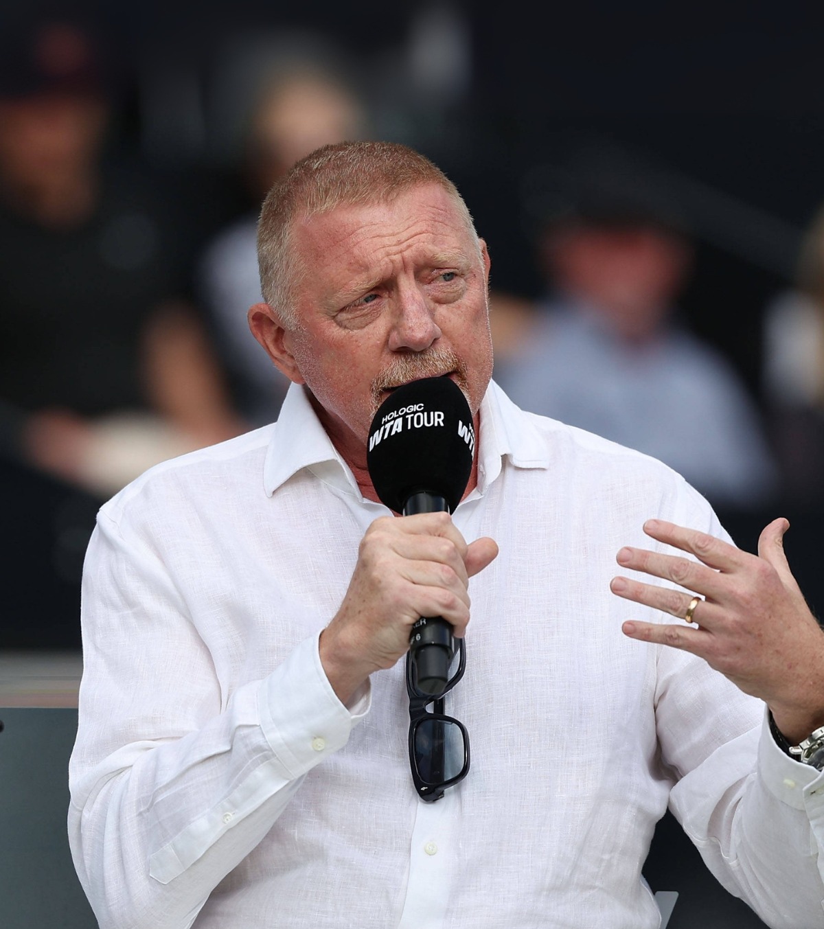 Boris Becker, amenințat de români Legendarul tenismen spune că nu va trece niciodată peste ce a trăit în închisoare : „Au vrut să mă bată în celulă!”
