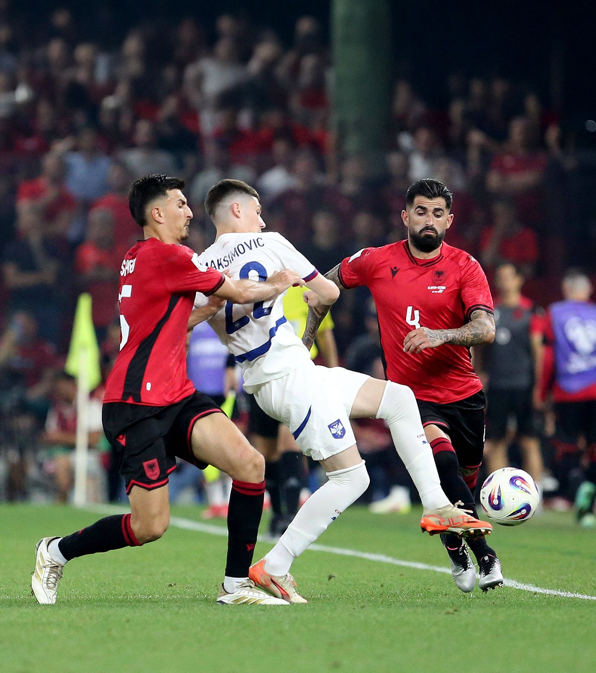 Meci mutat și fără oaspeți Partida are „cel mai înalt grad de risc” și s-au luat măsuri de siguranță fără precedent 