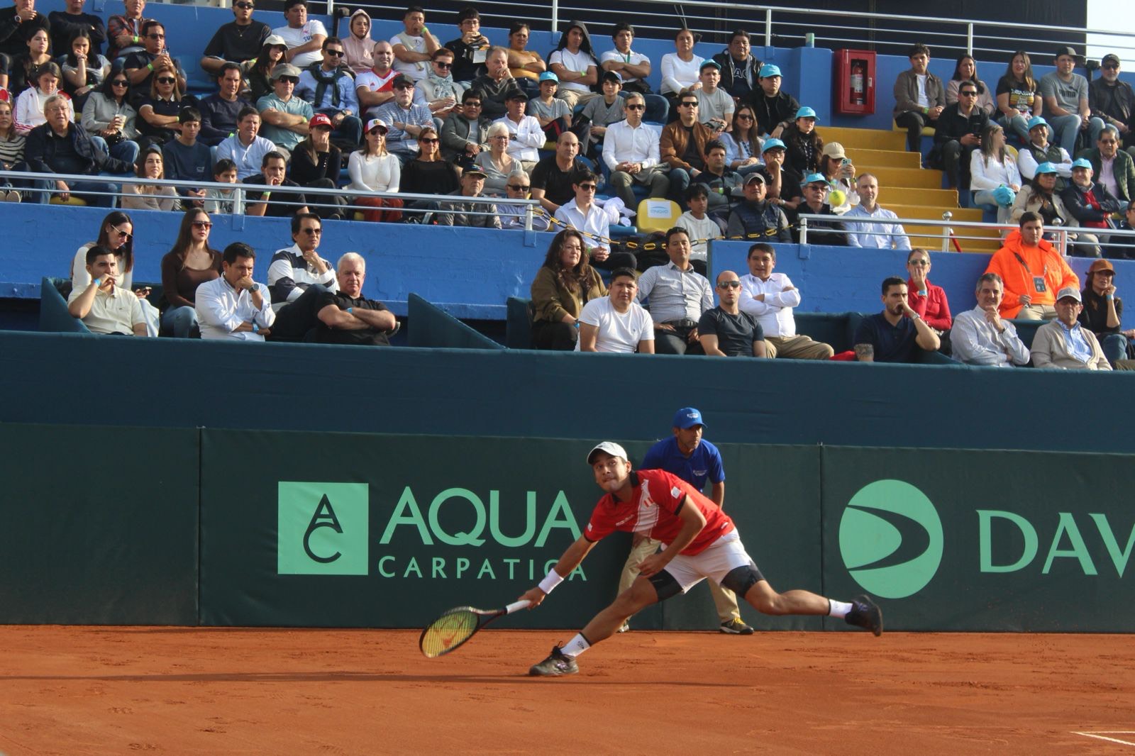 AQUA Carpatica devine partener oficial al Federației Peruane de Tenis