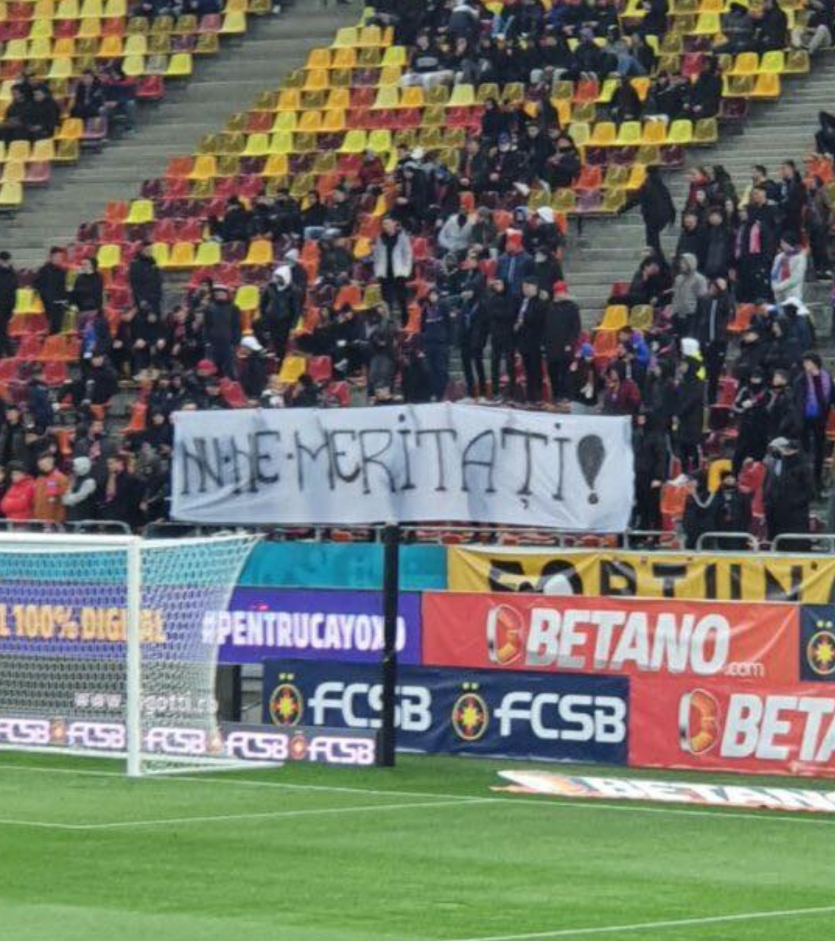 Fanii FCSB s-au săturat Mesaj dur pentru jucătorii care au pierdut jumătate dintre meciurile disputate în Liga 1: „Prietenia se încheie aici!”