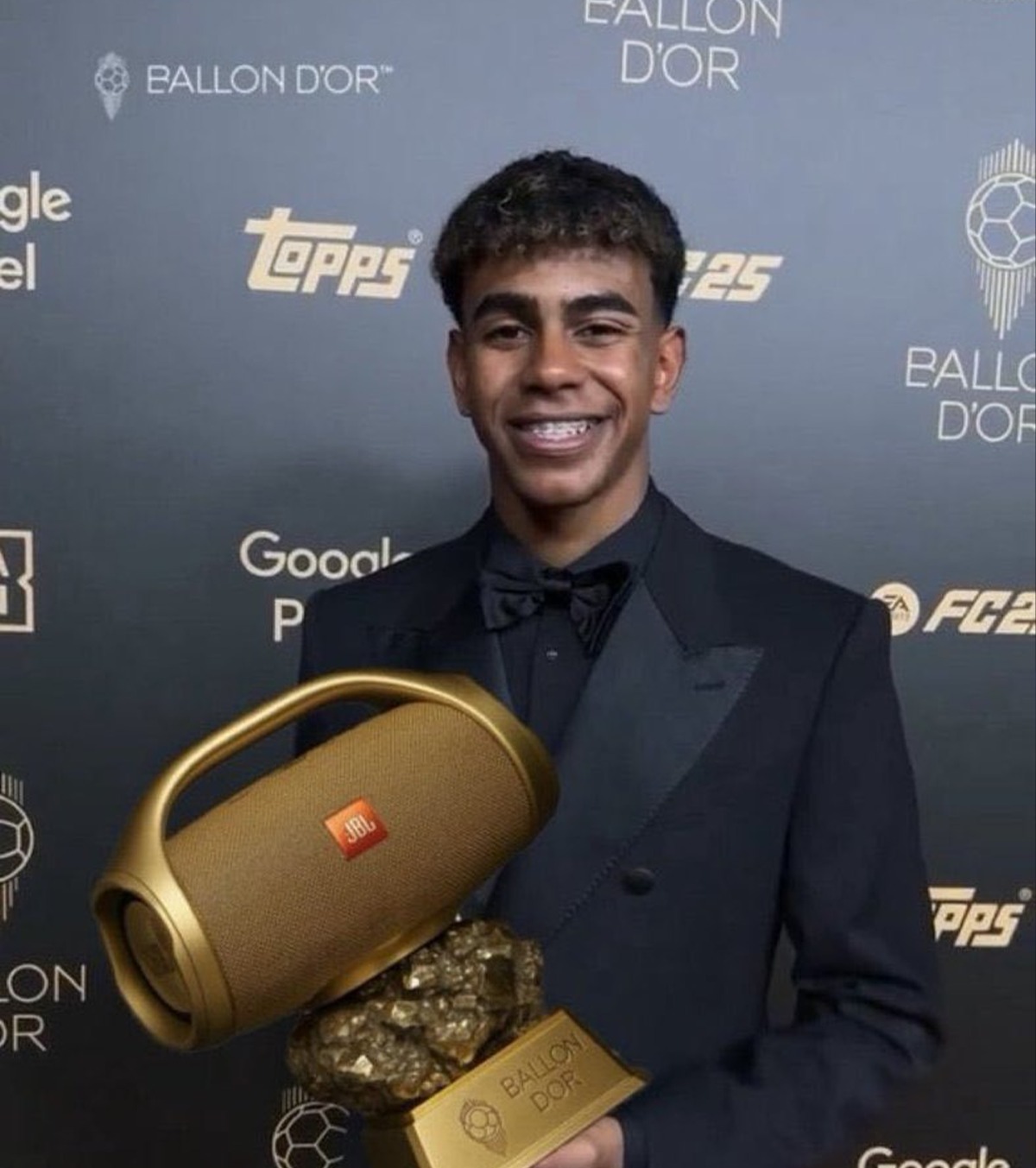 Balonul de Aur, ediția de meme-uri Lamine Yamal și Ousmane Dembele, „țintele” internauților + Nici Vinicius n-a scăpat