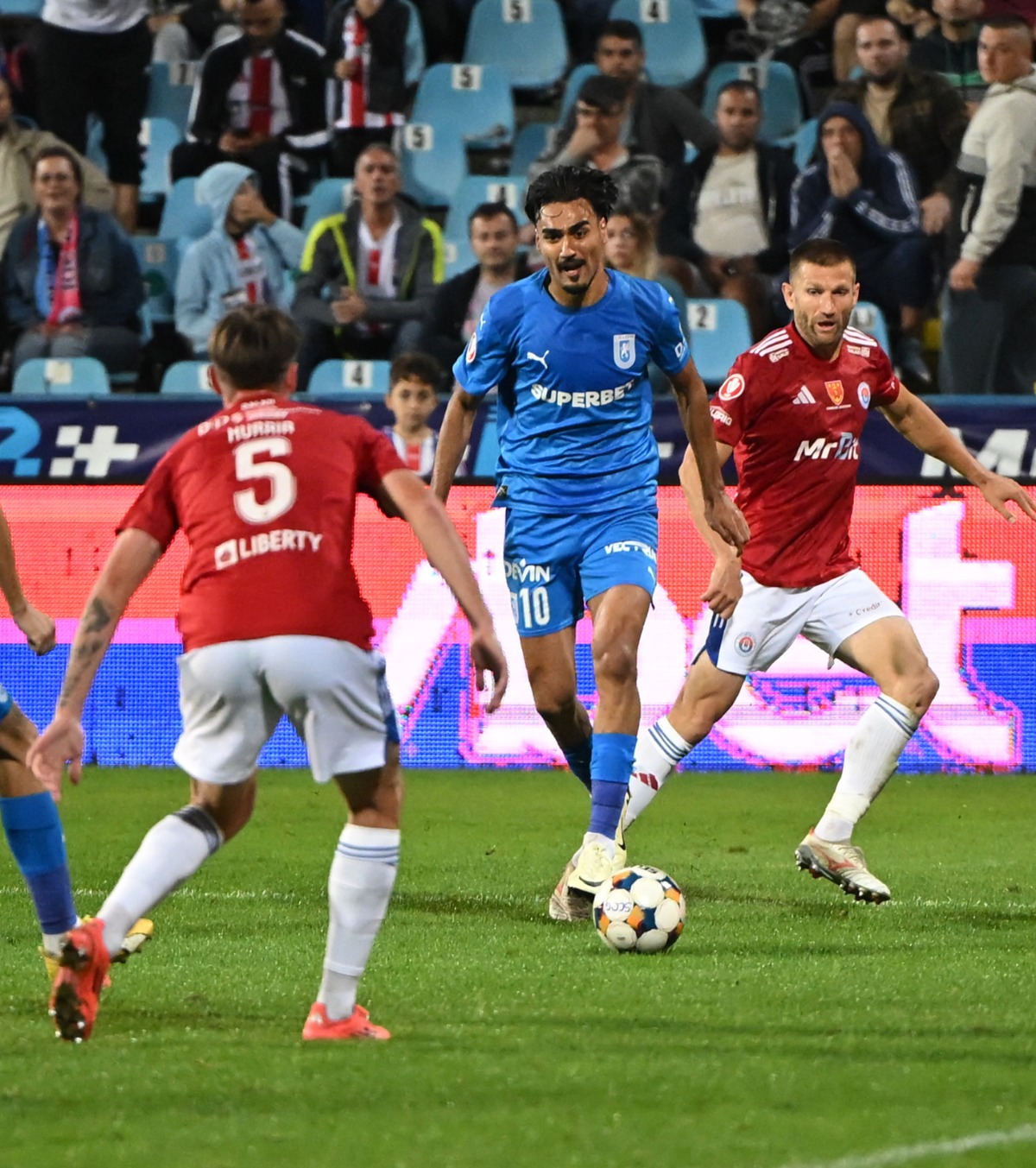 A fost Baiaram pedepsit? Rotaru explică de ce a a lipsit starul Craiovei din echipa de start a lui Rădoi: „A trecut printr-o perioadă dificilă”