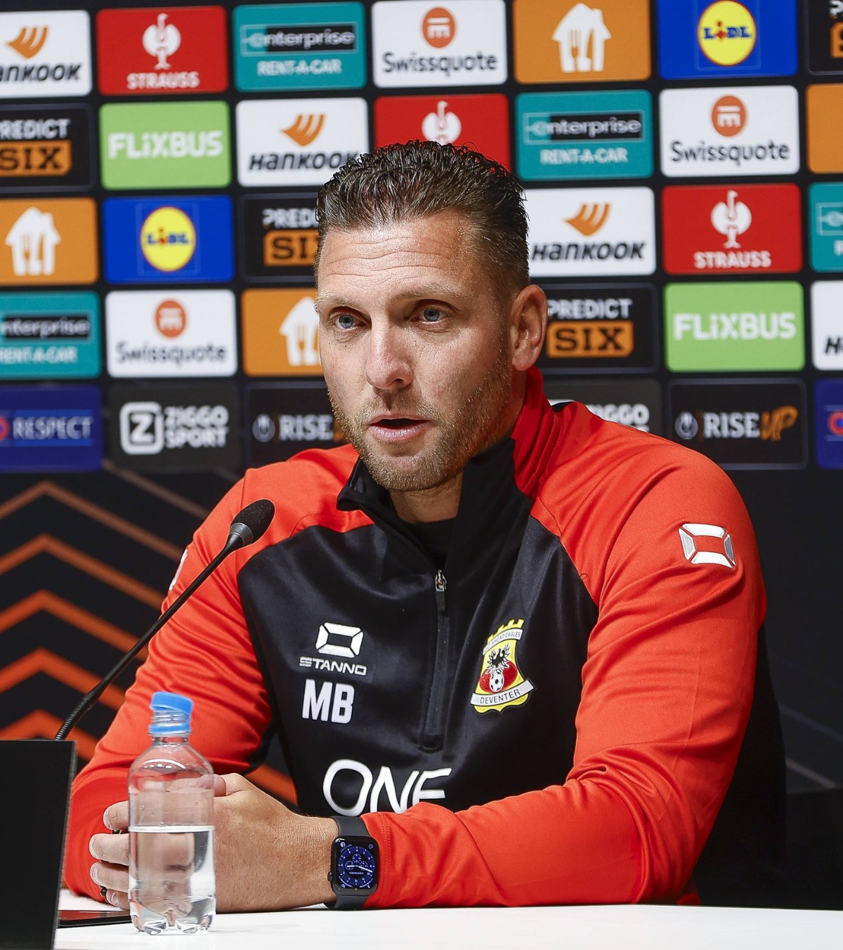 „Suntem foarte motivați” Antrenorul lui Go Ahead Eagles a vorbit despre avantajul pe care echipa lui îl are în meciul cu FCSB din Europa League