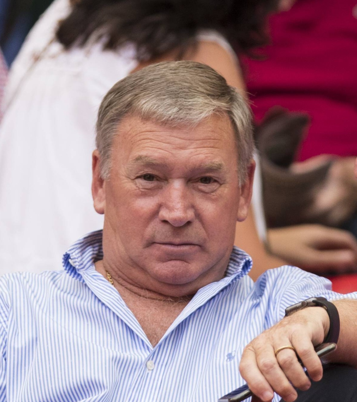 „Fotbalul profesionist nu e pentru copii!” Un mare antrenor trage un semnal de alarmă: „Asta i-aș întreba pe medici”