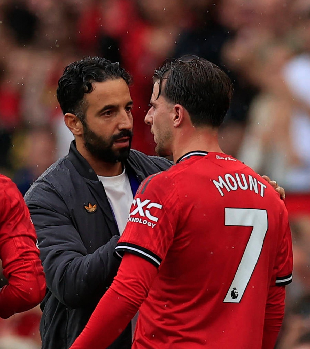 Amorim a pierdut vestiarul Legenda lui Manchester United susține că jucătorii nu mai au încredere în antrenor: „Decizie ridicolă, nu poți să faci asta!”