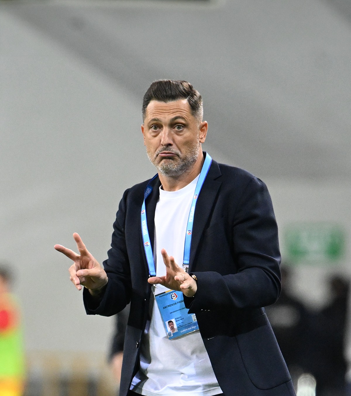 Rădoi, reproșuri după meci Jucătorul criticat de antrenor: „Îmi pare rău pentru el, lucrurile astea îl vor costa” + Avertisment pentru echipele din România