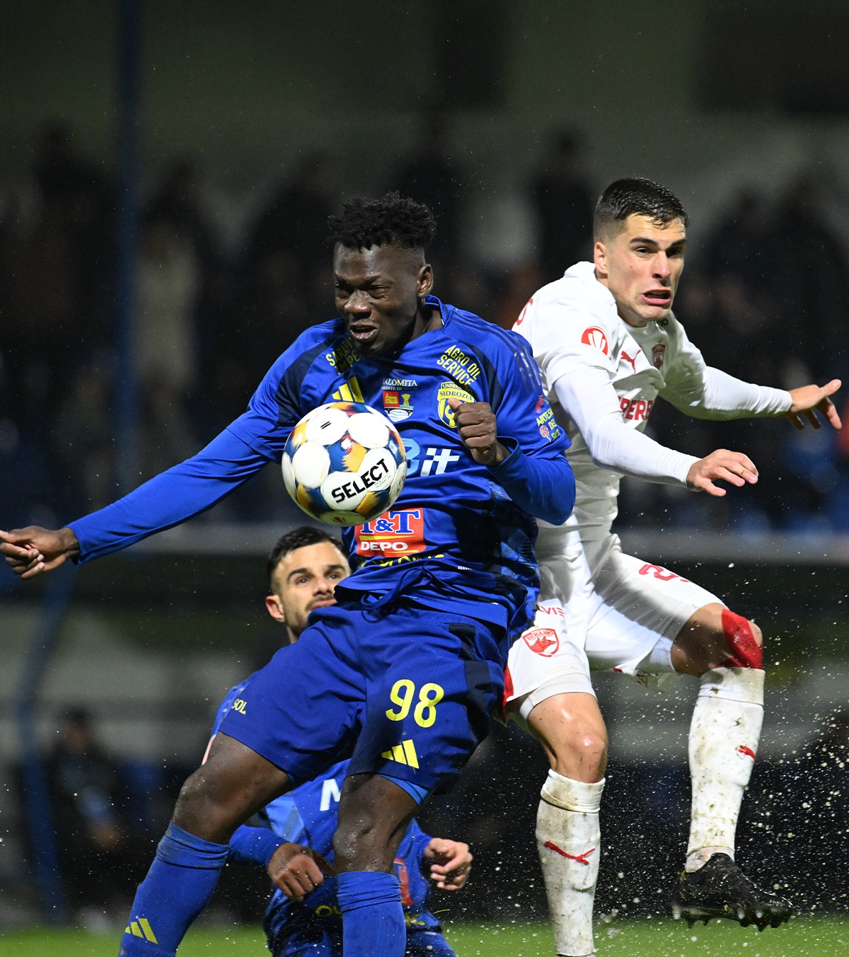 „Hîldan nu ar fi acceptat asta!” Unirea Slobozia, reacție acidă după ce Dinamo s-a plâns că meciul nu a fost amânat