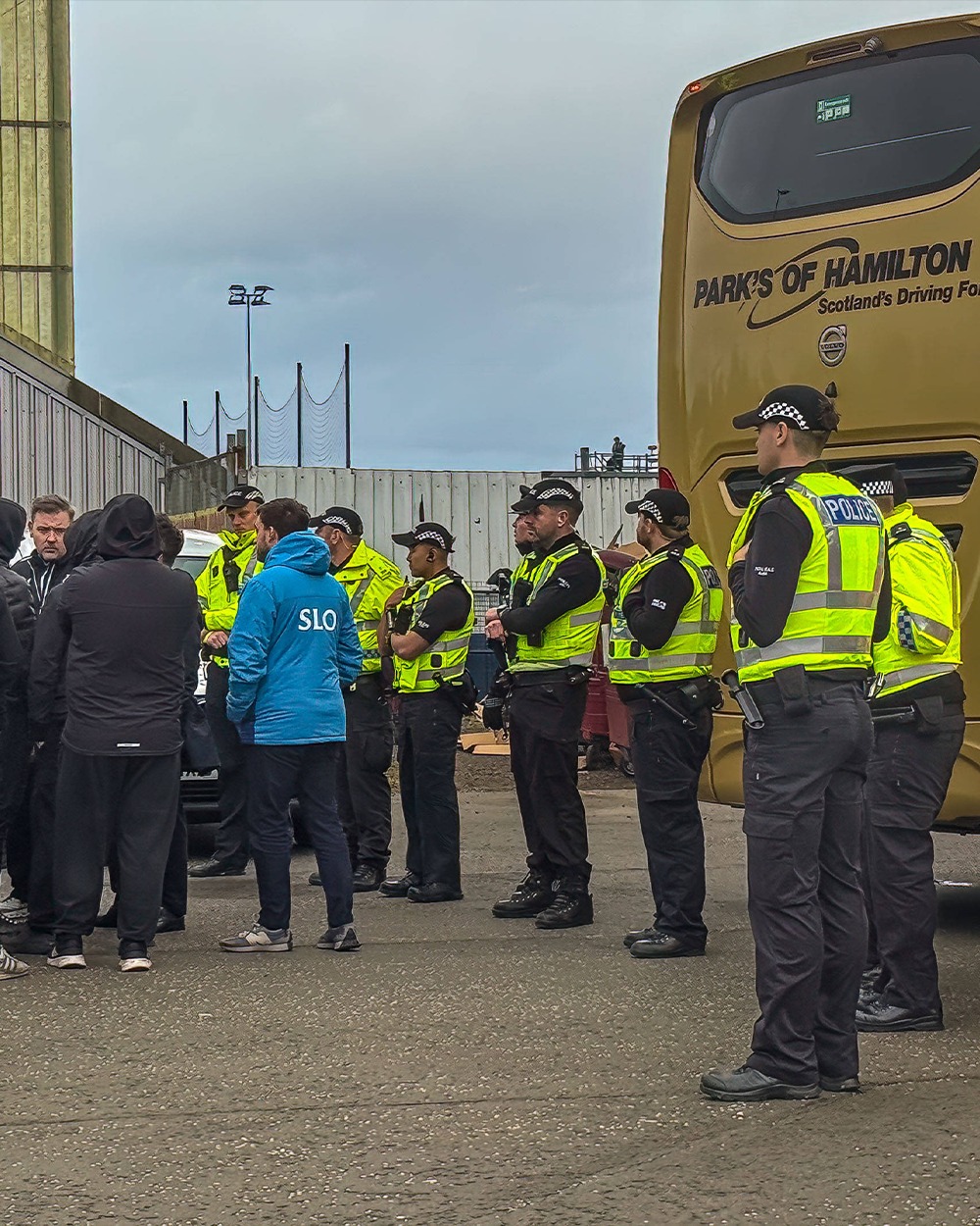 Escortat de poliție Russell Martin a fugit de fanii furioși ai lui Rangers după remiza cu Falkirk 1-1 » Ce decizia a luat clubul