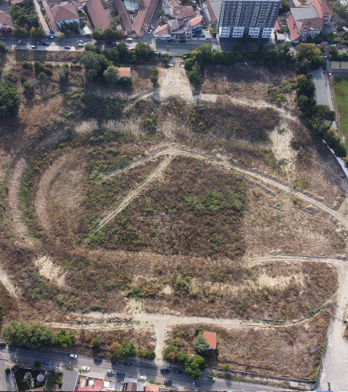 Hagi, pus pe hold FOTO+VIDEO. Noul stadion din Constanța NU se mai face acum! Ce a rămas în urma vechii arene: vegetație și padel! Imagini GOLAZO.ro