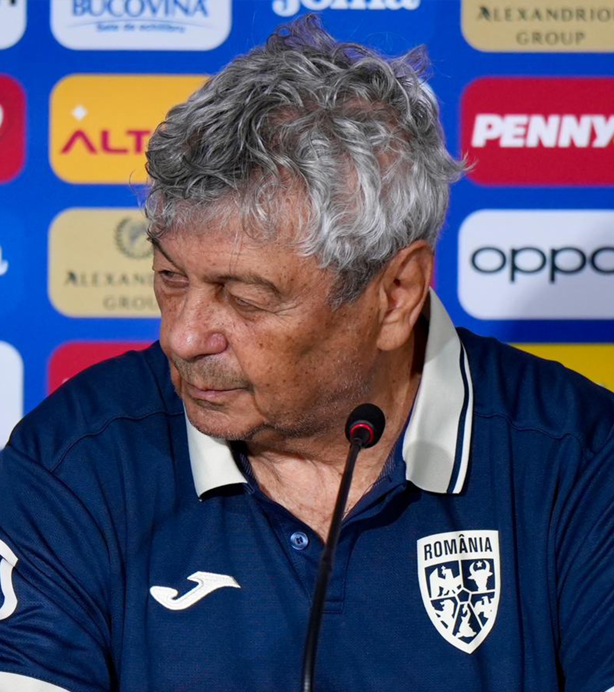 Lucescu s-a certat cu jurnaliștii Întrebarea care l-a scos din sărite pe selecționer: „No comment! Gata, lăsați-mă!”