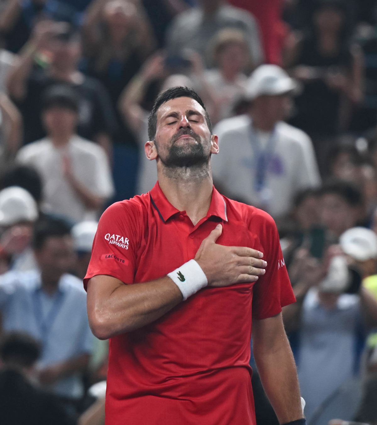 Djokovic, înfrângere șocantă  Surpriza anului în tenis: sârbul a fost eliminat în semifinale la Shanghai de #204 ATP!