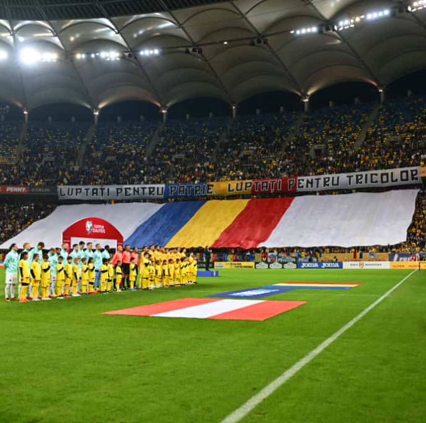 Am redescoperit Zidul Galben La imn am simțit după mult timp atmosfera de la Euro. La primul meci mare, decisiv pentru Mondial