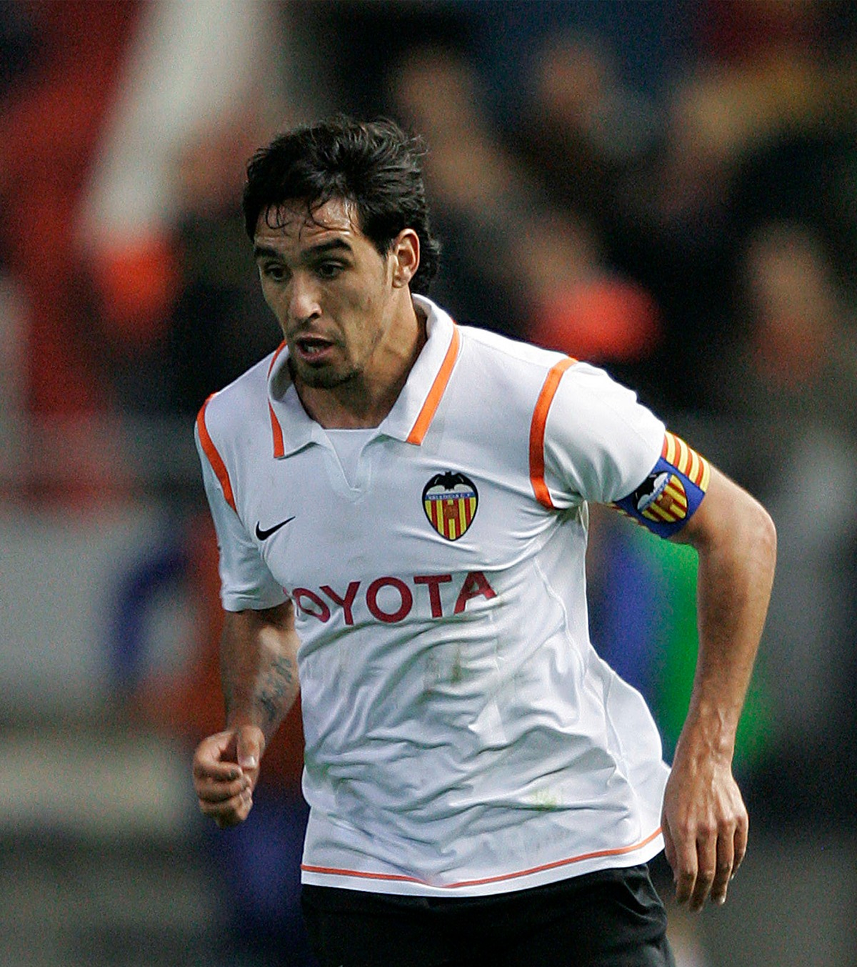 Coșmarul unui fost adversar al FCSB Legenda de la Valencia, dezvăluiri cutremurătoare: „Mi-e imposibil să stau mult în picioare” » A suferit 5 operații