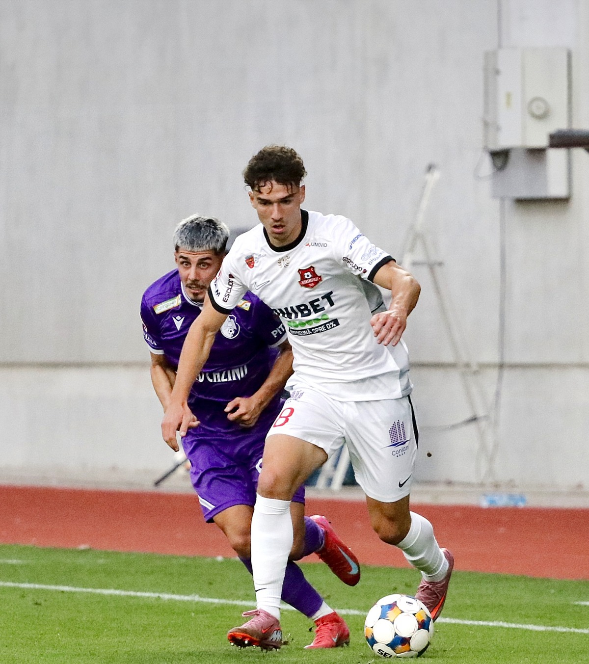 Replică pentru FCSB FC Hermannstadt își apără starul după declarațiile lui Mihai Stoica: „Astea sunt povești, să scadă prețul!”