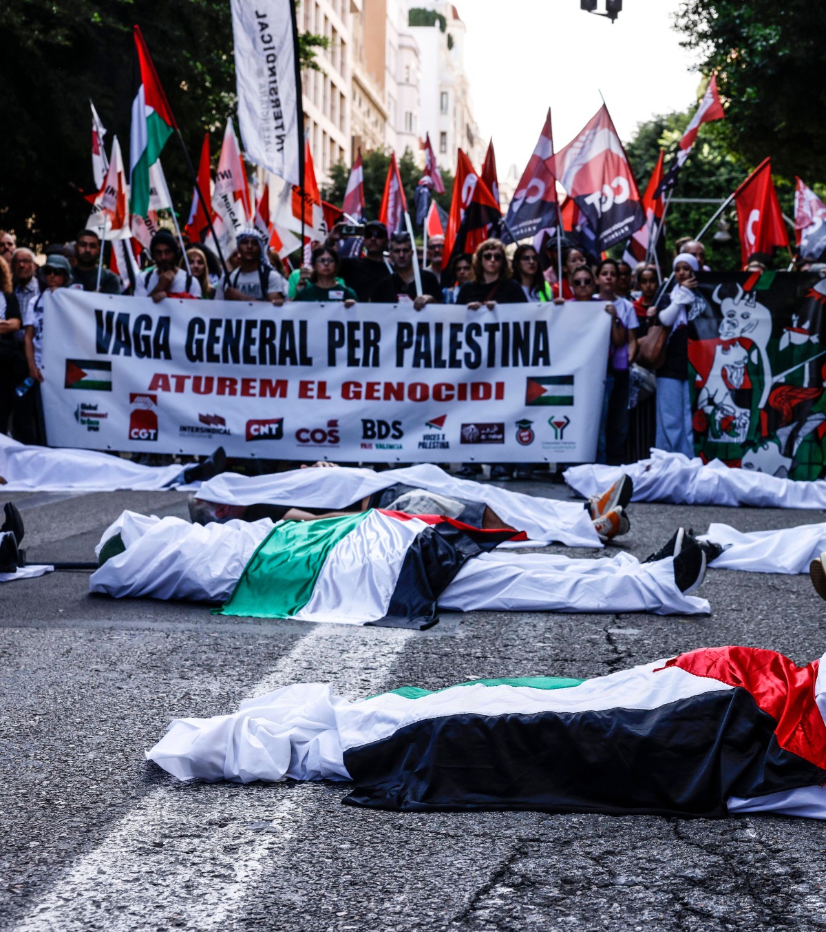 Violențe înainte de Valencia - Hapoel Tel Aviv VIDEO. Răniți la manifestația pro - Palestina » S-a lăsat cu arestări