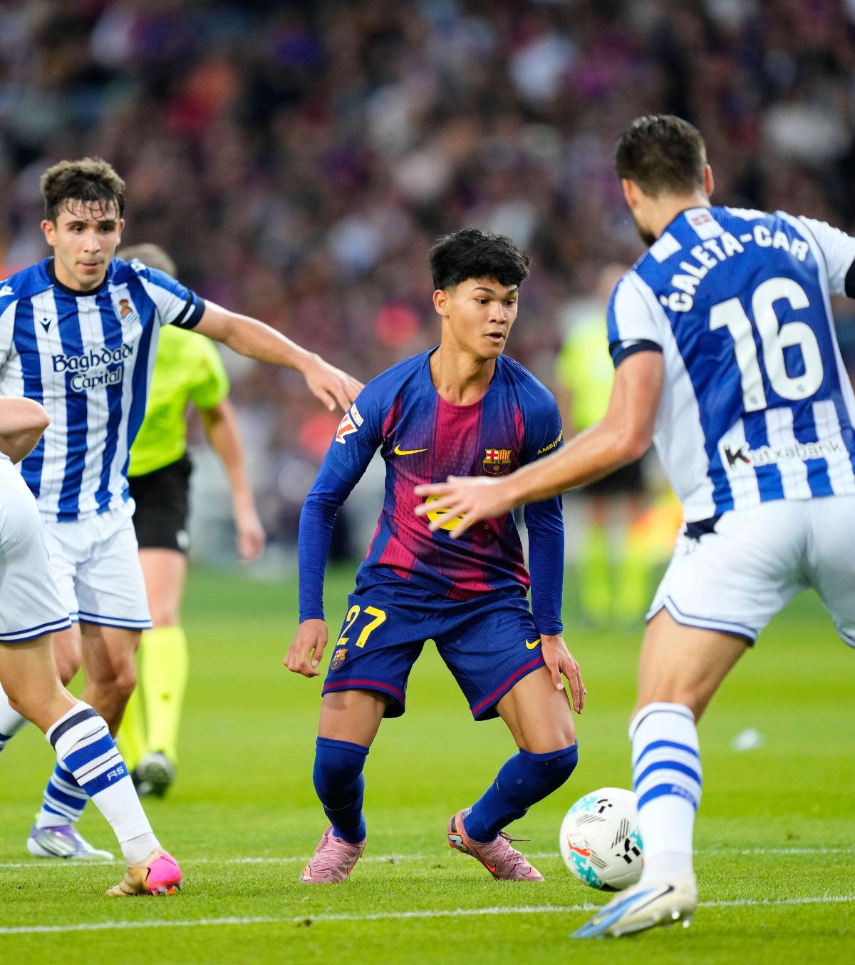 Încă un talent din La Masia Cine e puștiul născut în 2008 care joacă titular la Barca în UCL