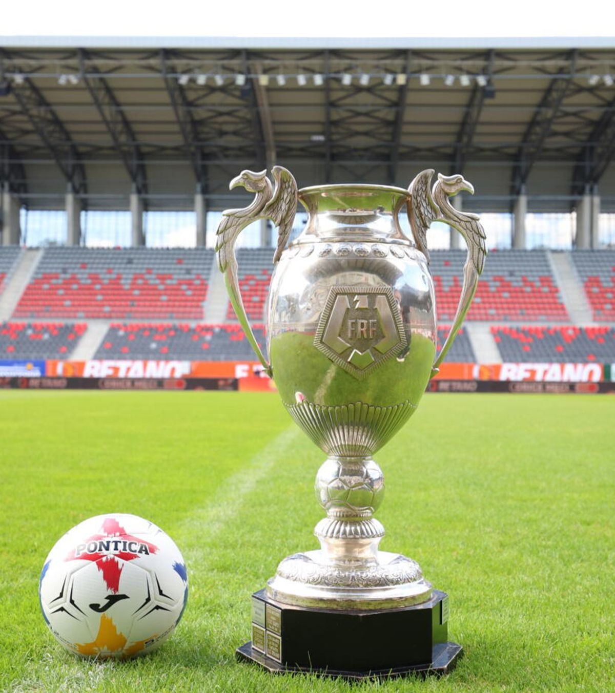 Cupa României Faza grupelor debutează astăzi, cu 4 partide. CSM Slatina - CFR Cluj și CS Dinamo - FC Dinamo, printre meciurile zilei