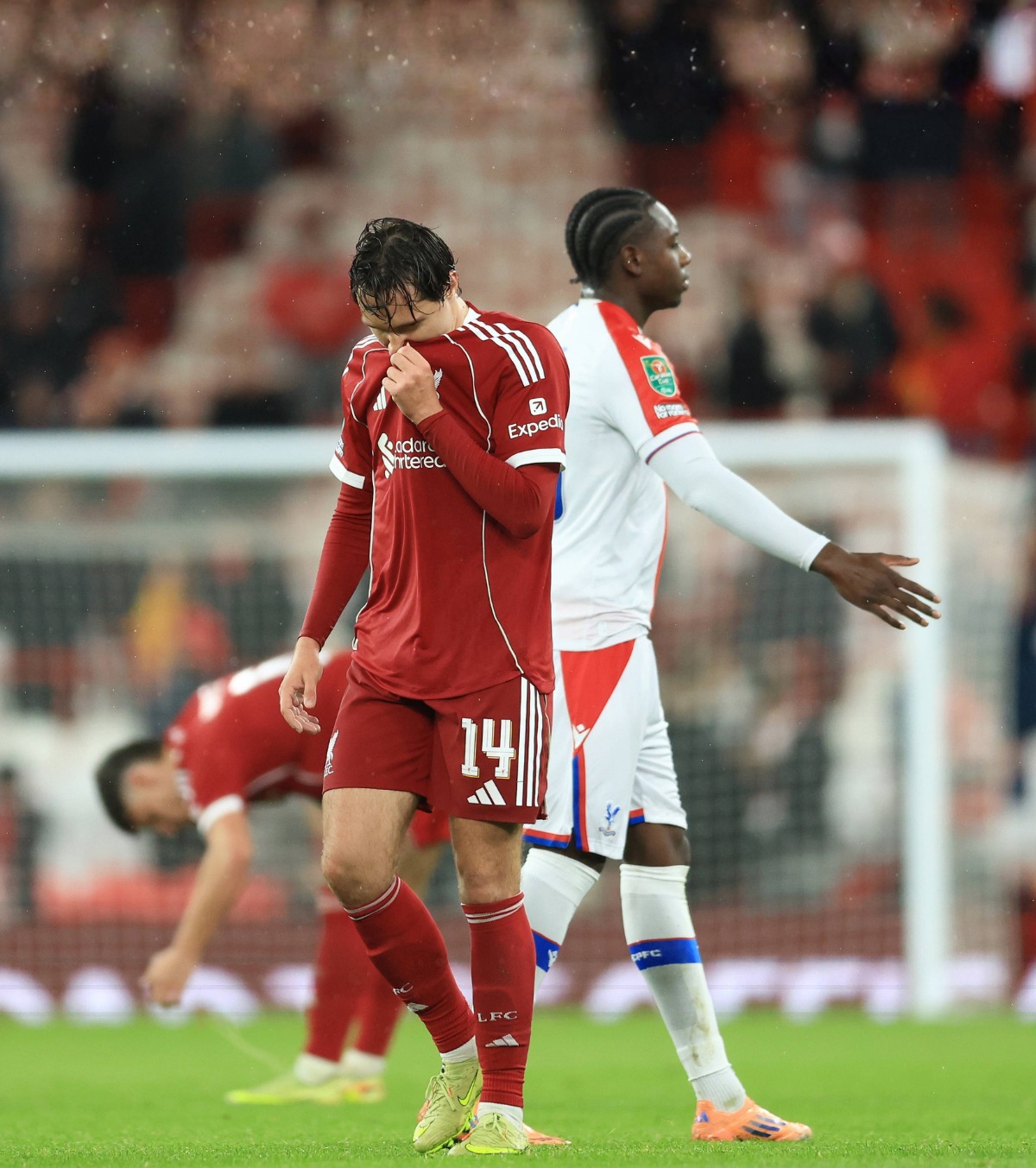 Liverpool nu-și revine  VIDEO. Campioana Angliei, umilită în Cupa Ligii! A ajuns la 5 înfrângeri în ultimele 6 partide » Arne Slot, ținta ironiilor