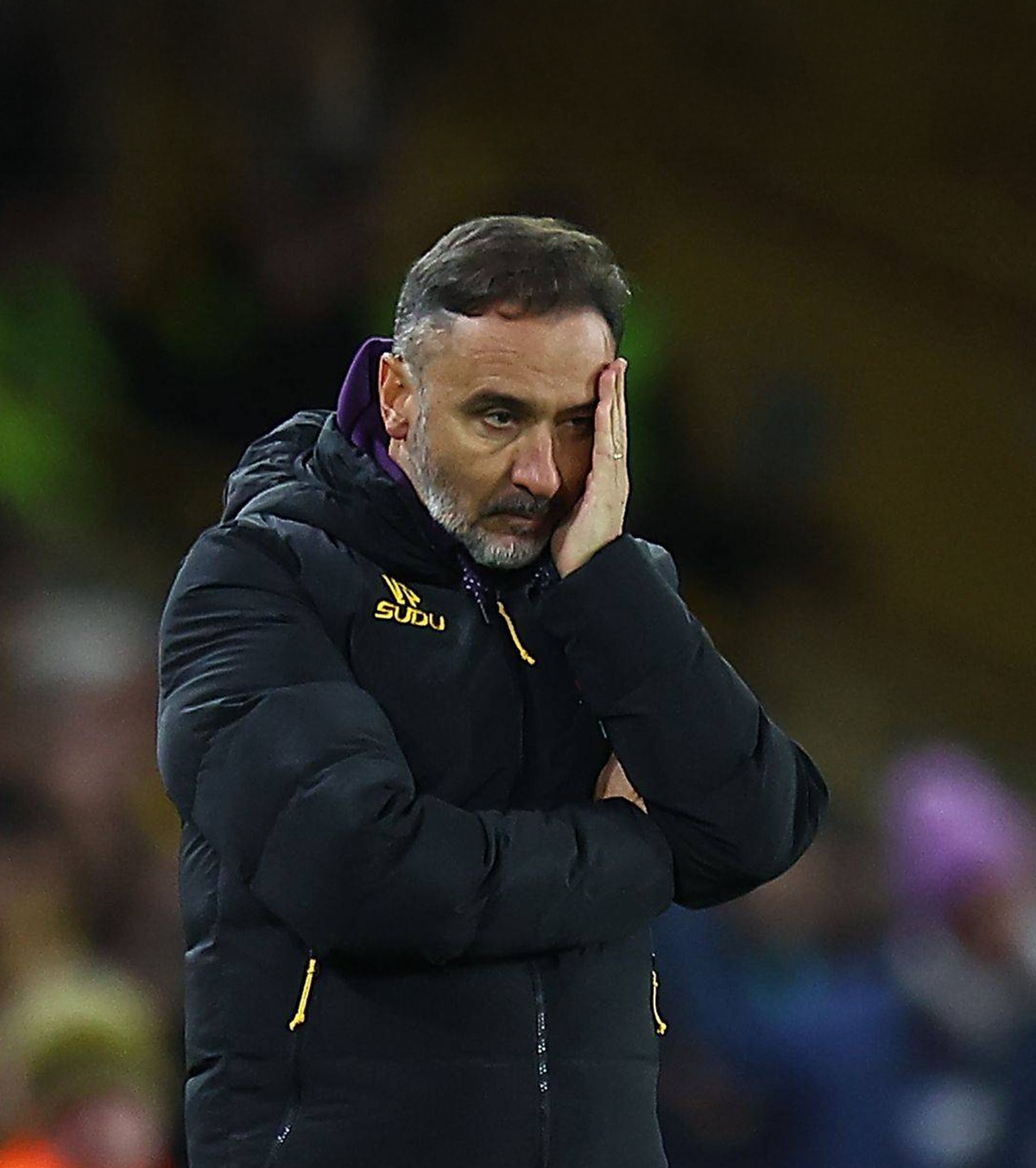 Încă o demitere în Premier League Antrenorul a avut rezultate dezastruoase și a intrat în conflict cu fanii echipei