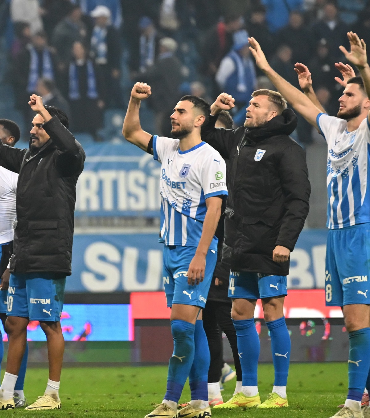 „Nu a fost corect!” Screciu și Nsimba, convinși că Rapid a avut noroc: „I-am dominat copios!”