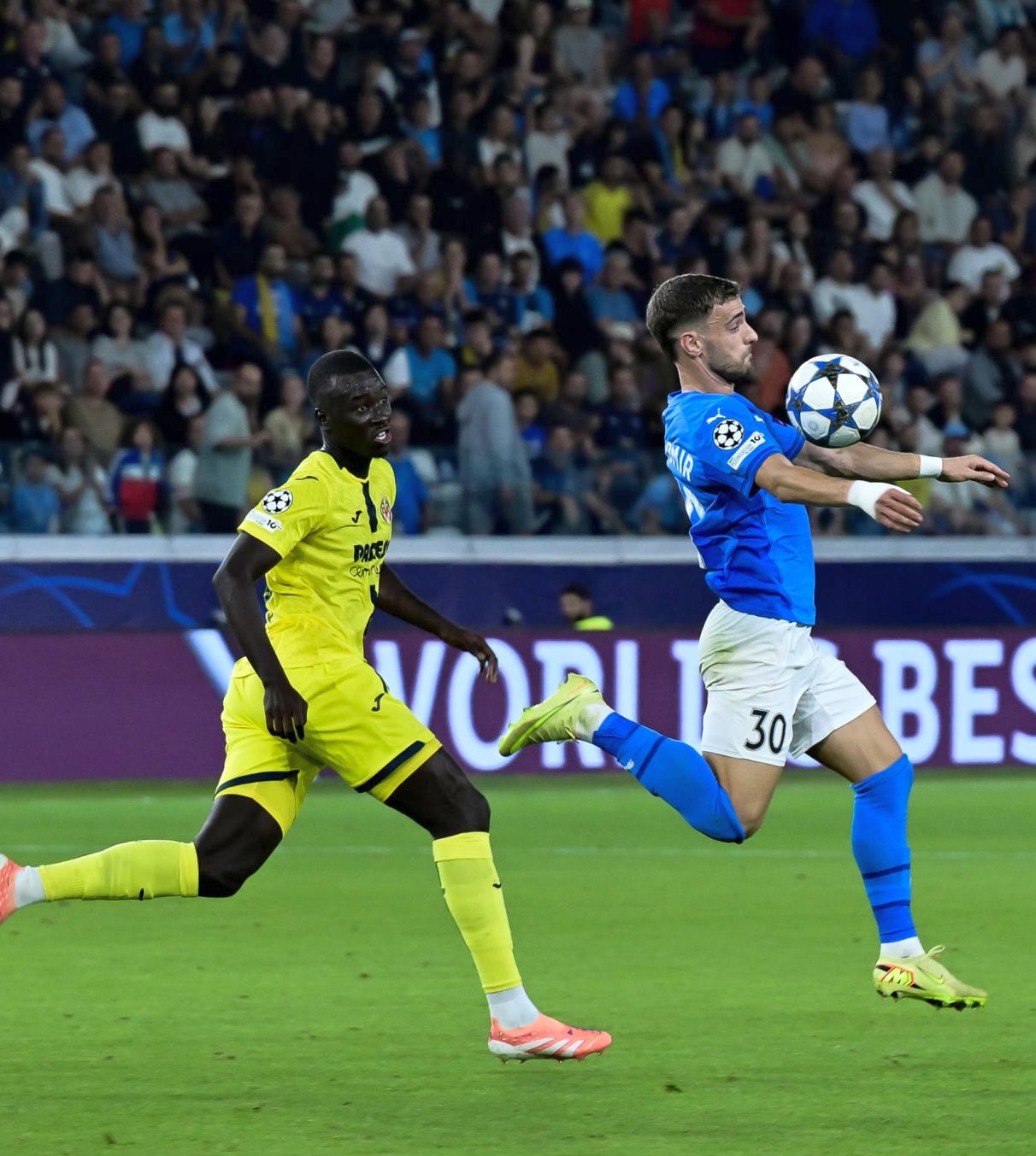 Dragomir, Forrest Gump în Champions League Tricolorul de la Pafos a bifat încă un trofeu de maratonistul meciului. A surclasat doi jucători de 50 de milioane de euro