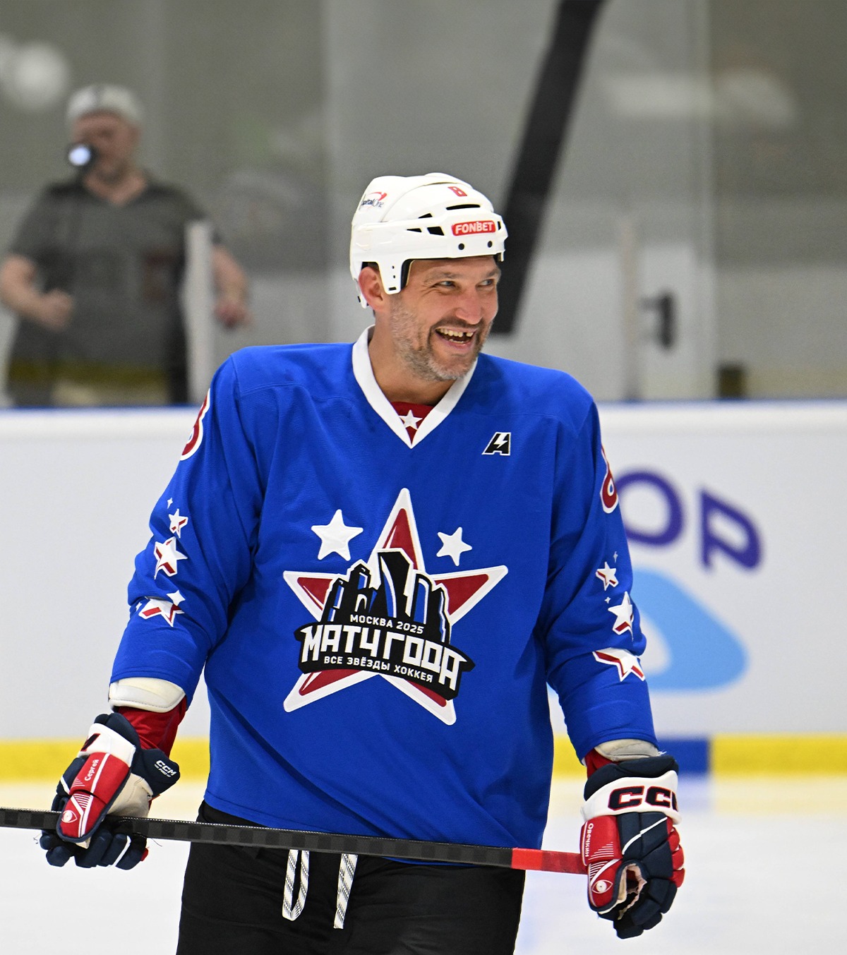 „The Great One” vs. „The Great 8”! VIDEO. Alex Ovechkin devine primul jucător cu 900 de goluri din istoria NHL! Wayne Gretzky e dator vândut