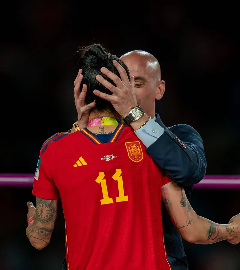 „Nu-i cer iertare lui Jenni Hermoso” Fostul șef al Federației Spaniole dă vina pe extrema stângă pentru scandalul sărutului forțat