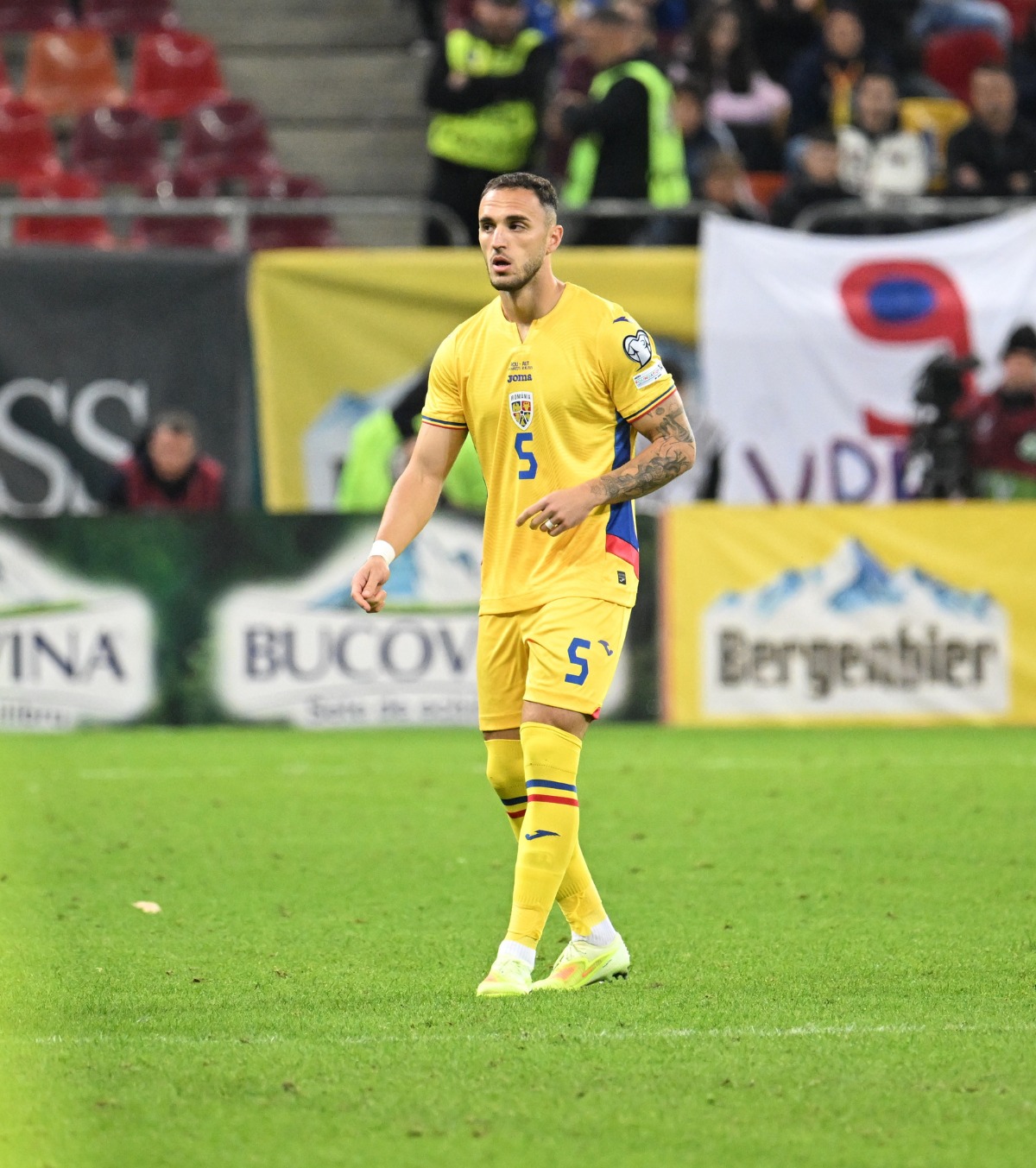 „Aici e marea problemă!” S-au contrazis înainte de meciul decisiv cu Bosnia: „Nu cred că e sigur de poziția lui” + „Cine altcineva să fie?”