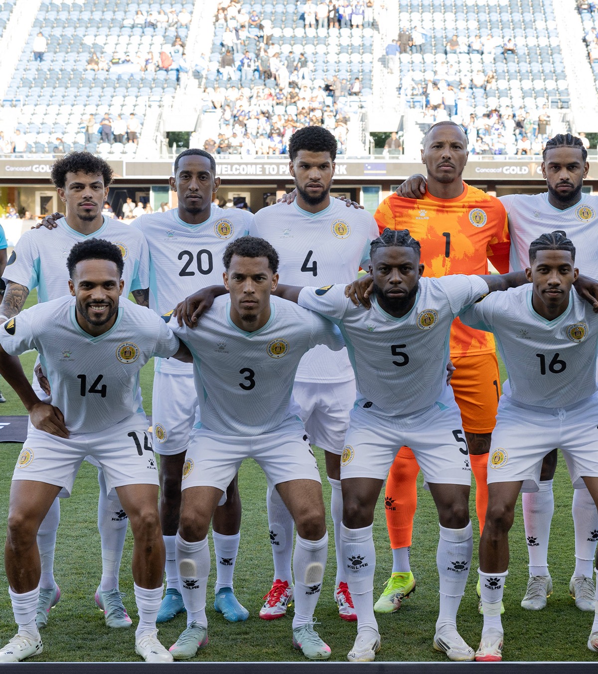 Naționala Curacao va fi antrenată la Mondial de Dick Advocaat, 78 de ani și 9 luni, cel mai în vârstă selecționerul prezent vreodată la CM. Foto: Imago