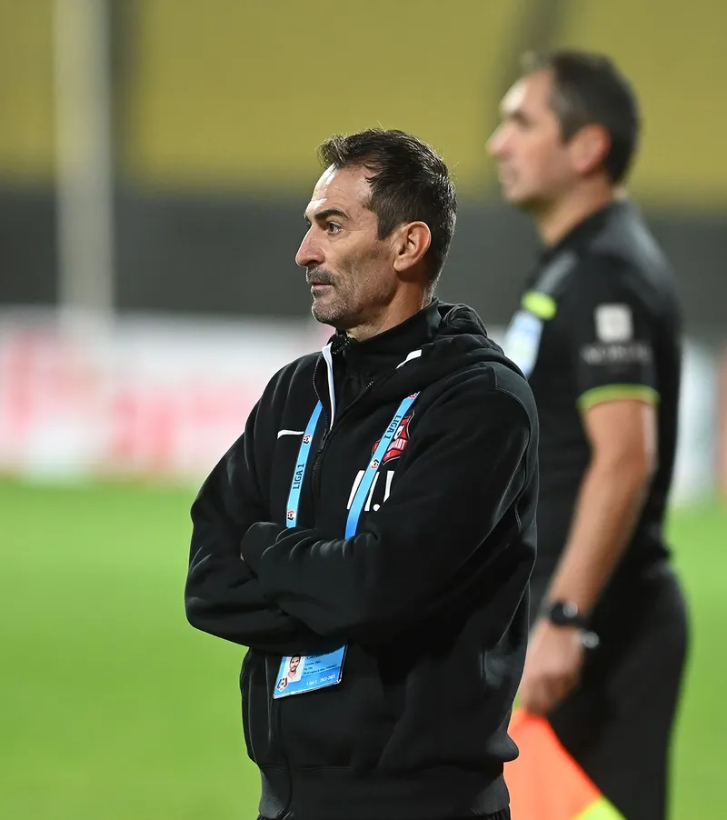 Dat afară de Hermannstadt Sibienii au renunțat la unul dintre  fundașii titulari, după două gafe